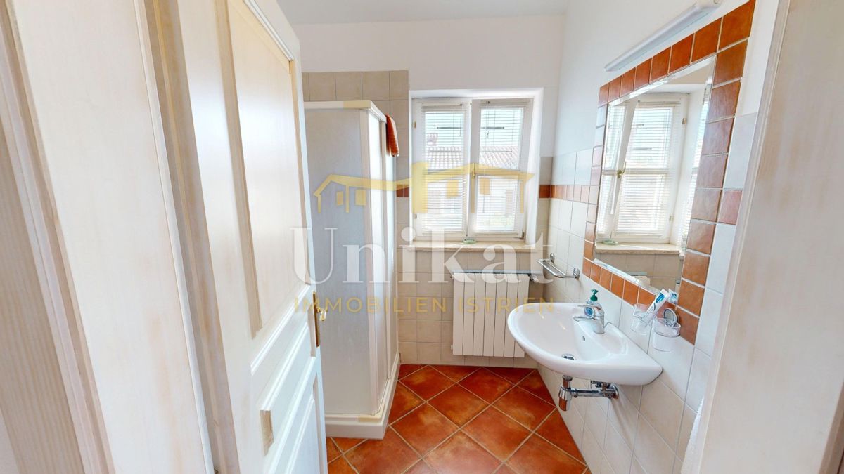 Dvojna kuća con piscina in stile istriano